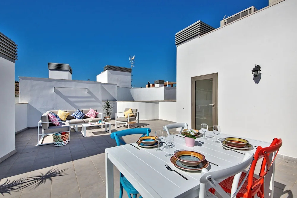 Poble Espanyol Apartments