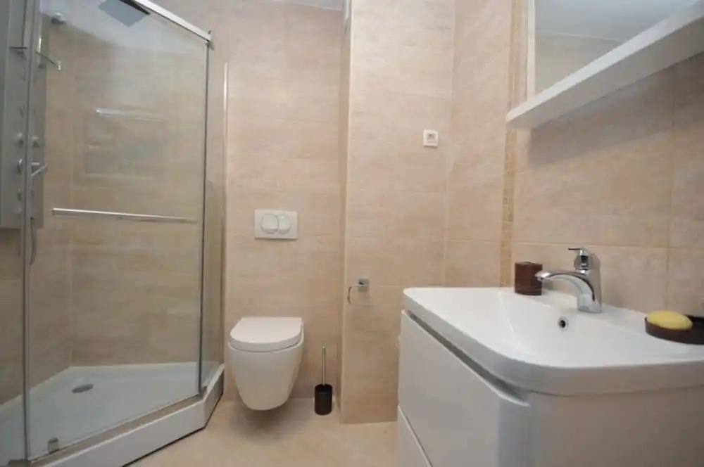 One Bedroom Apartment Centar C9