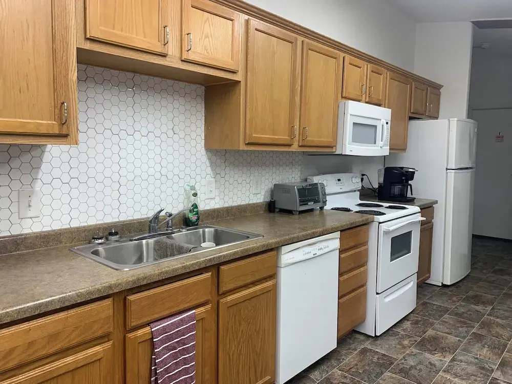 6 Plex Rental