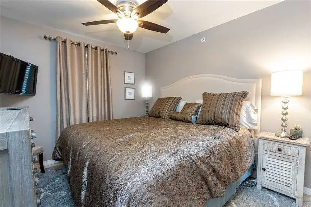 Royal Palms 804 - 1 Br Condo
