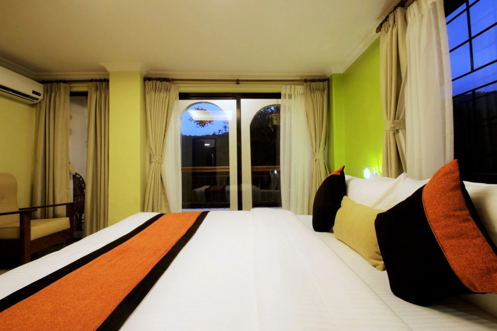 Hotel Raniban Arcade