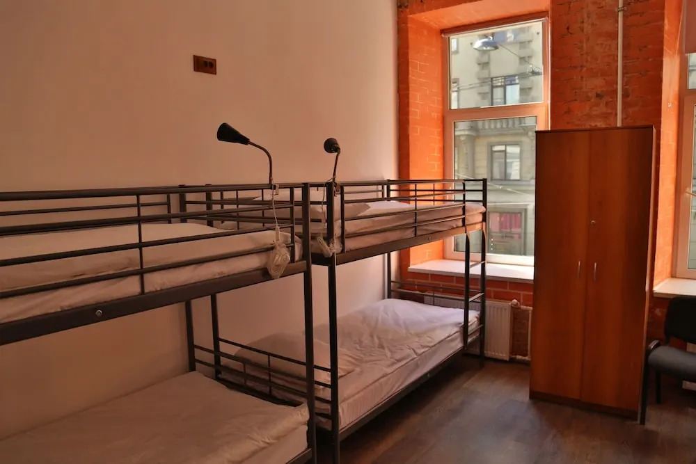 Art Lodging Houses