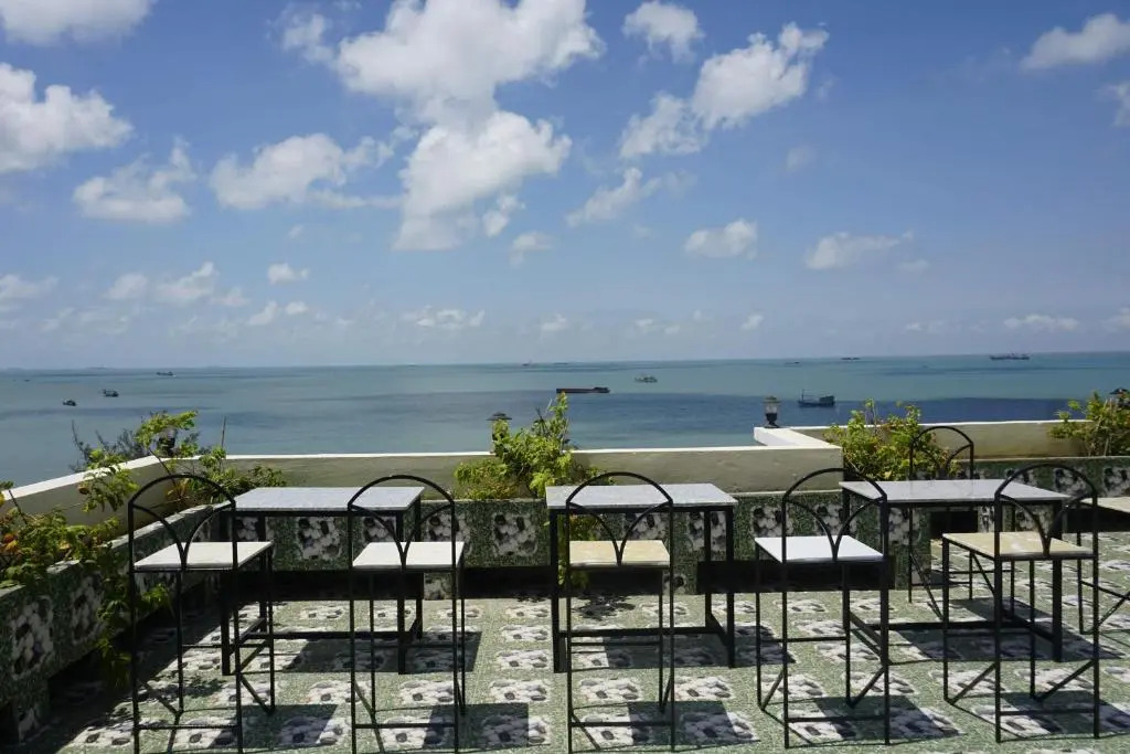 Khách Sạn 178 Trần Phú
