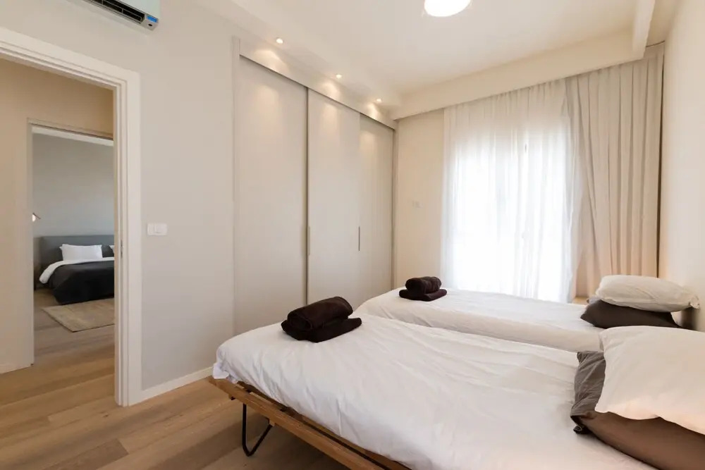 Live like Royalty in TLV DLX 2 Floor Apt
