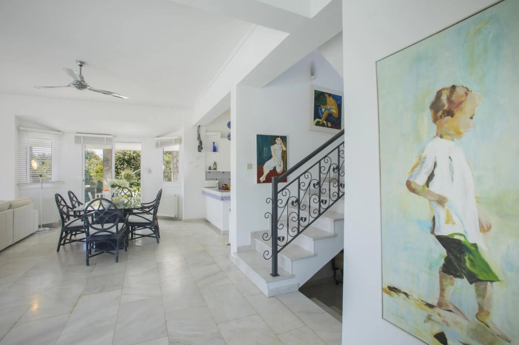 Mazeri in Protaras With 5 Bedrooms and 4 Bathrooms