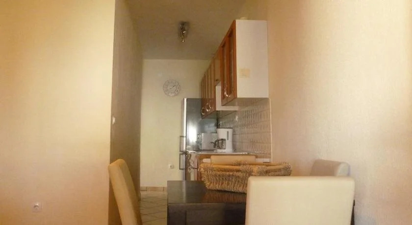 Luna Apartments