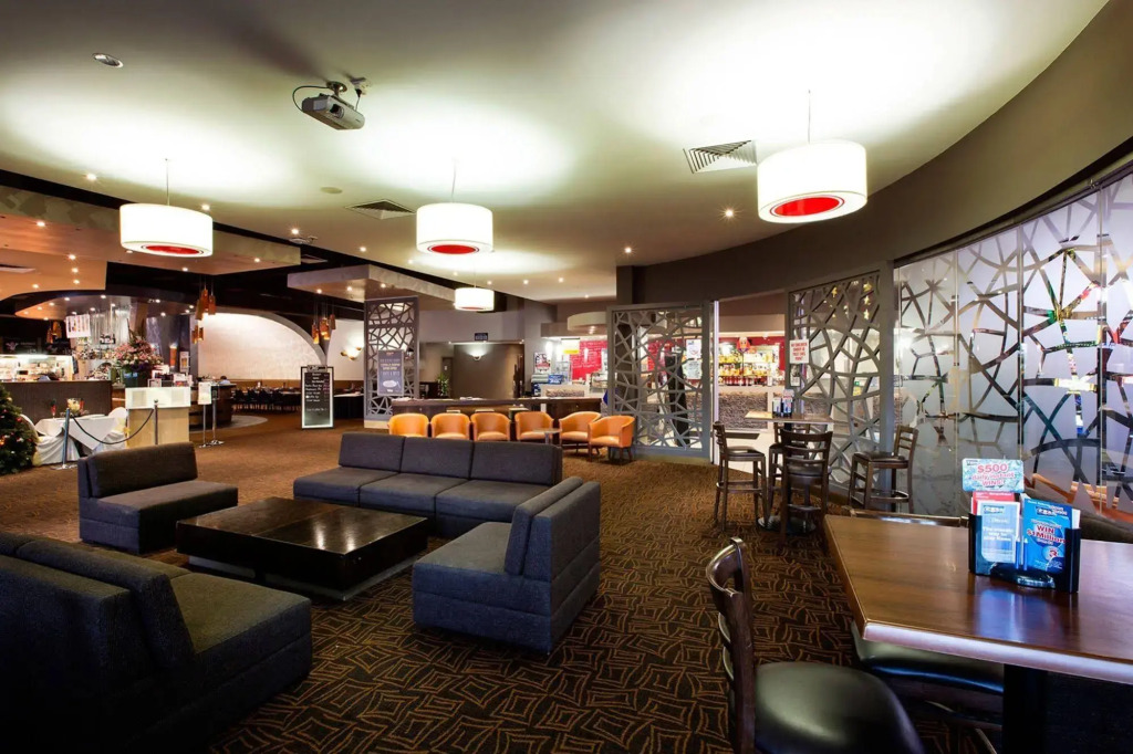 Nightcap at Sandown Park Hotel