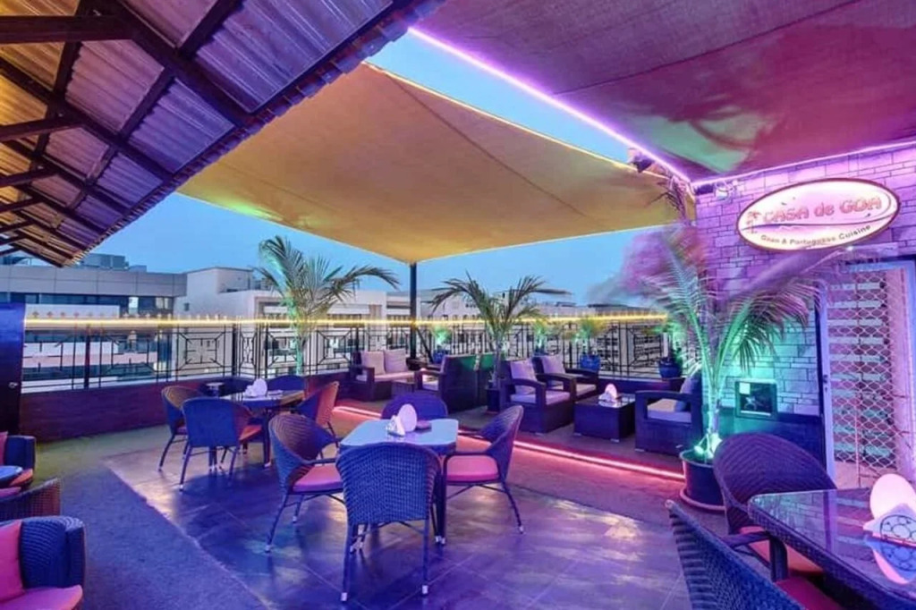 Palm Beach Hotel