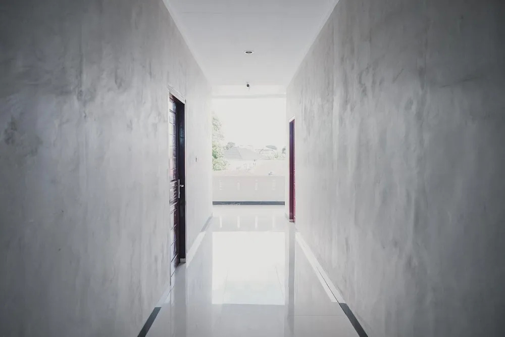 RedDoorz Syariah at Hotel Grand Mentari