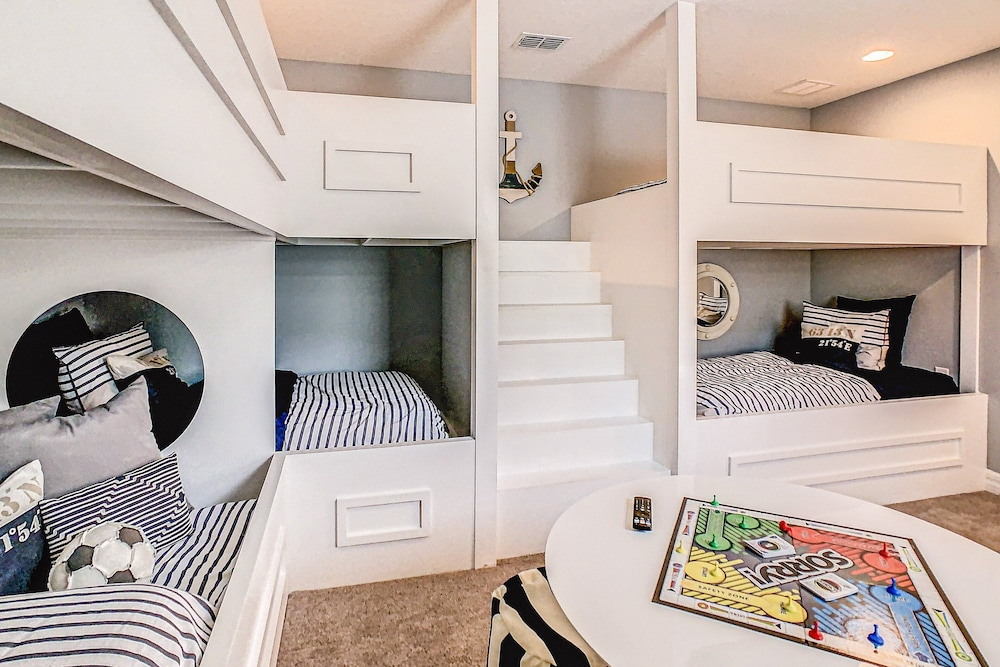 Resort Home With Private Pool, Patio, Foosball & 2 Living Areas - Near Disney