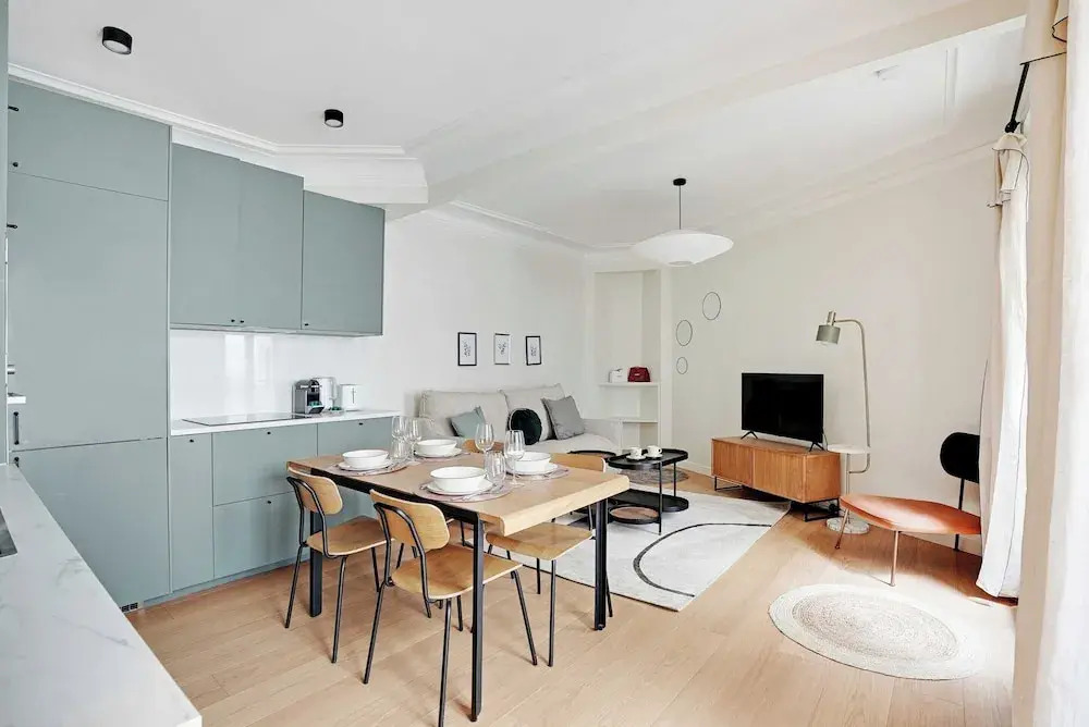 Authentic Apartment - 3br/8p - Clignancourt