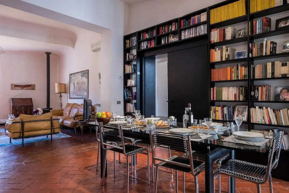 Cosy Suites in Glamorous Santo Spirito PLUS