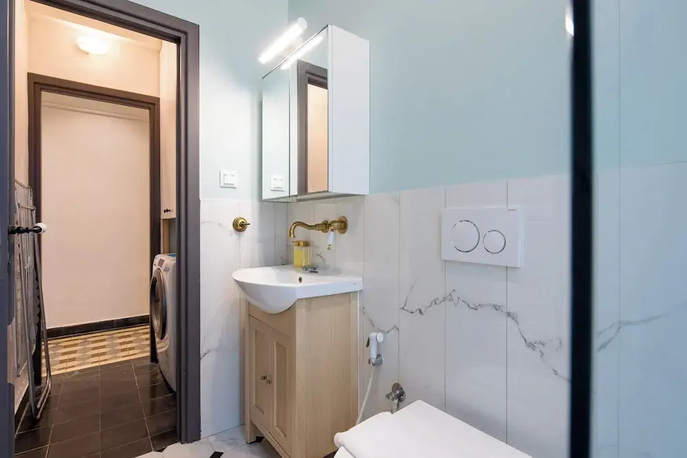 Meadows - Luxury 3-Bedroom Apt in Athens