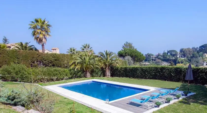 Villa Tournasol