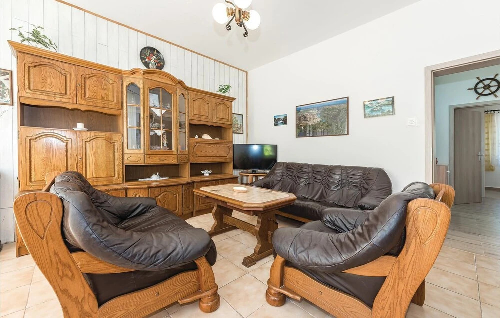 Nice Home in Vodice With Wifi and 3 Bedrooms