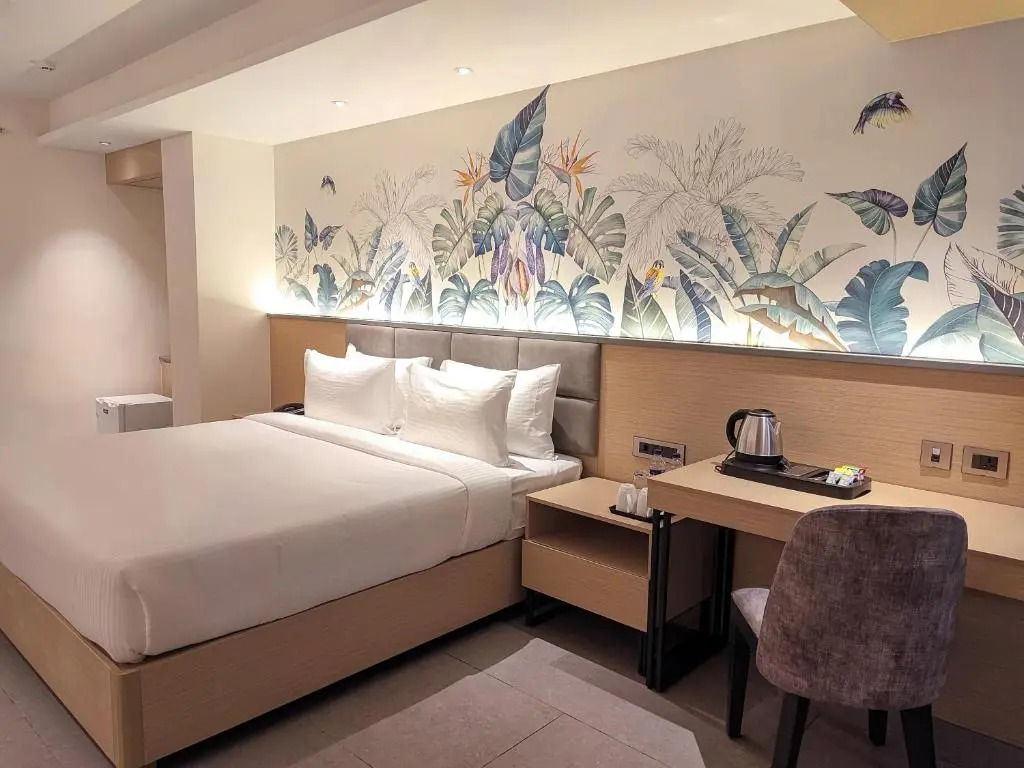 Signature Hotels