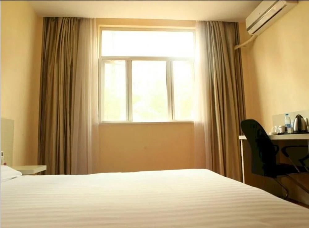 Dong Hui Express Hotel