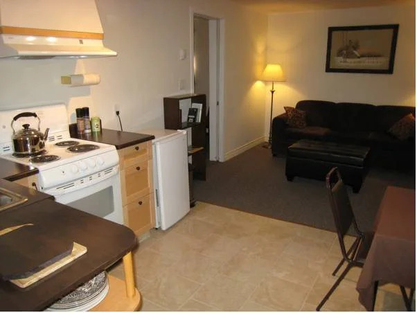 Downtowner Motor Inn