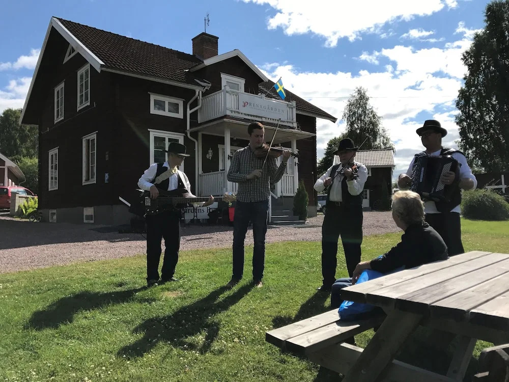 Prinsgården B&B rum stugor