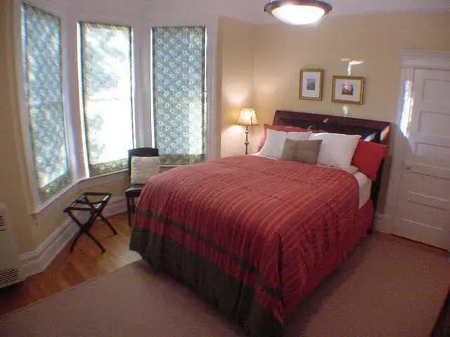 AMSI Pacific Heights Three-Bedroom Condo (AMSI-SF.PHWA3194)