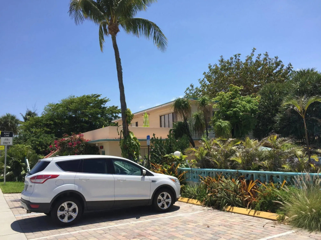 Sea Cove Motel