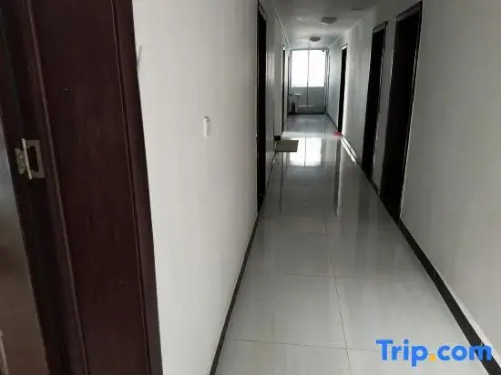 Mengyin Health Preservation Park Farmhouse