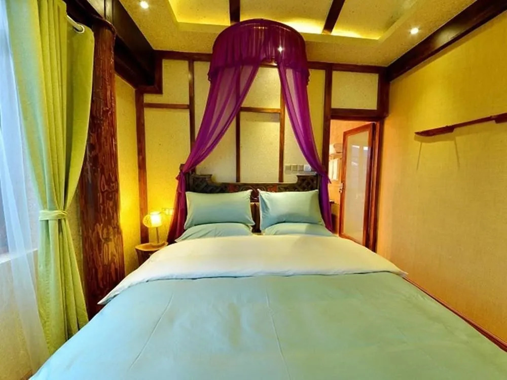 Lijiang Flowers Lanting Boutique Resort Inn