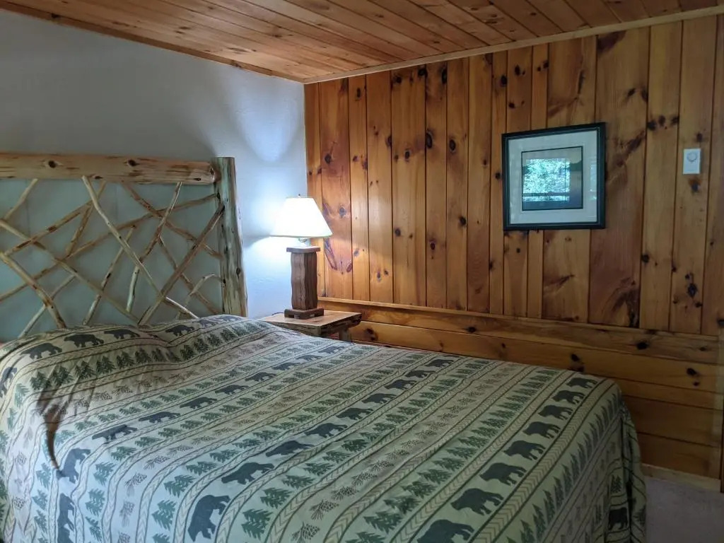 Adirondack Diamond Point Lodge