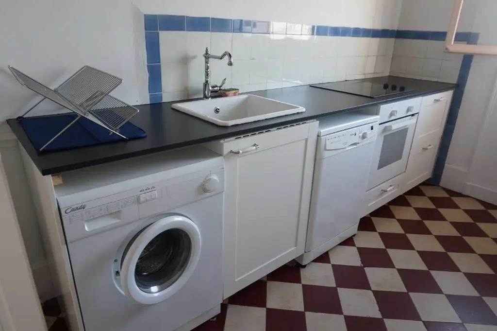37 Rue Du Tennis -092