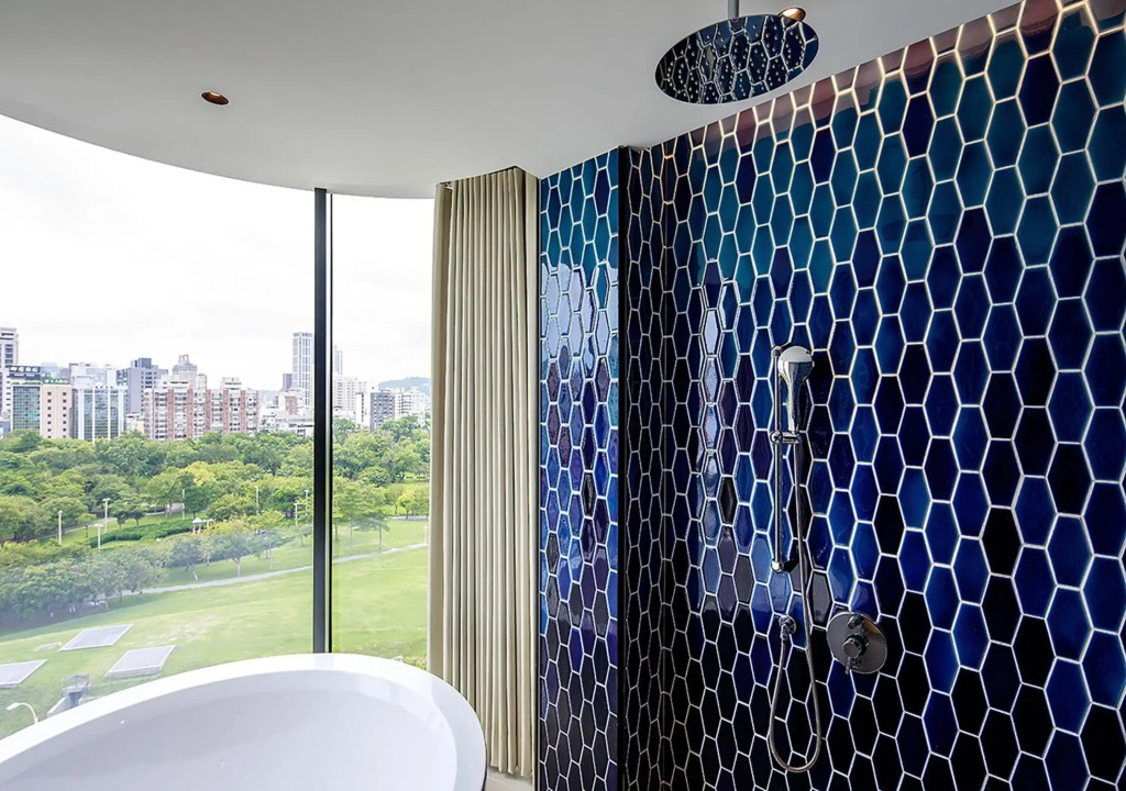 Hotel Indigo Kaohsiung Central Park by IHG