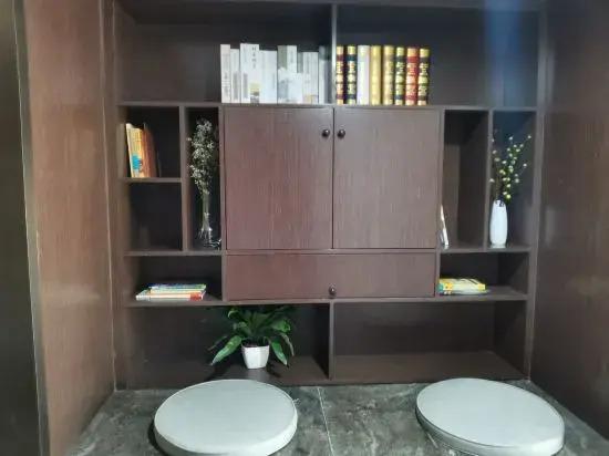 Jinjiang Metropolo Hotel ( NanJing Nan Railway Station Certre)
