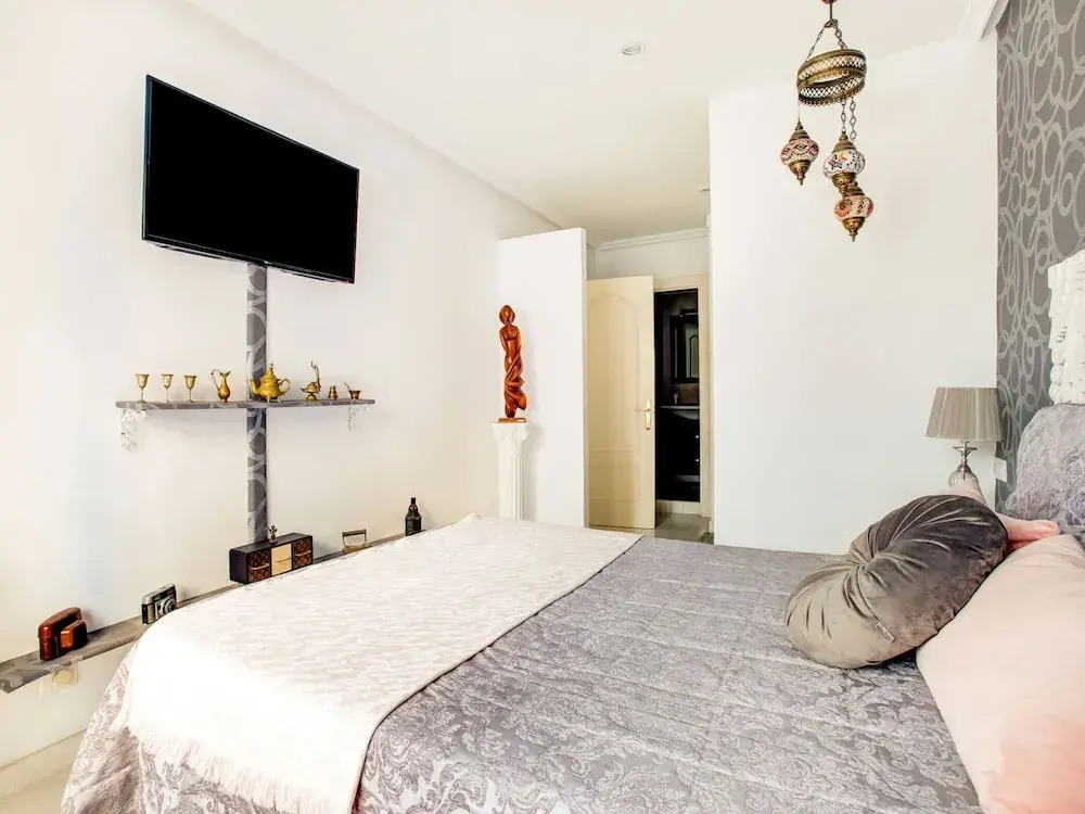 Apartment in Gijon Near San Lorenzo Beach
