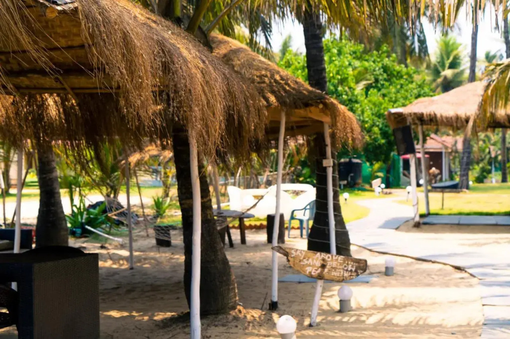 Treebo Trend Village Susegat Beach Resort