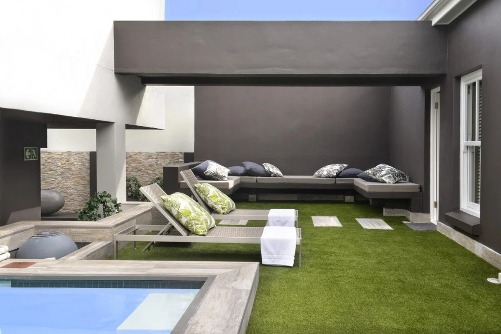 Le Petit Bijou Aparthotel
