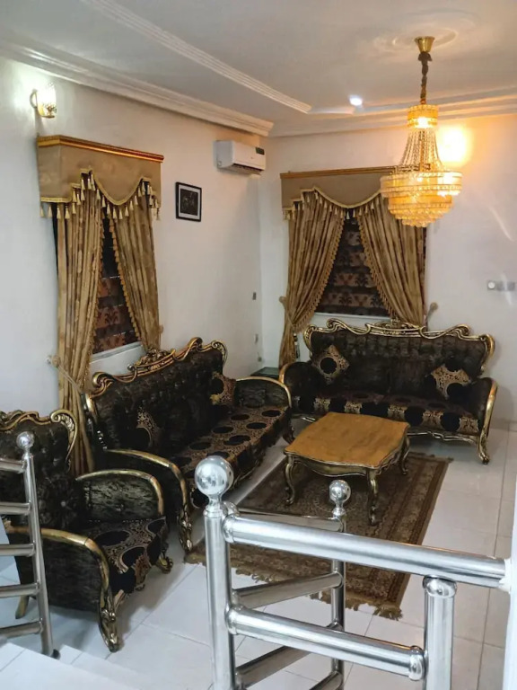 Kawruky Hotel & Suites
