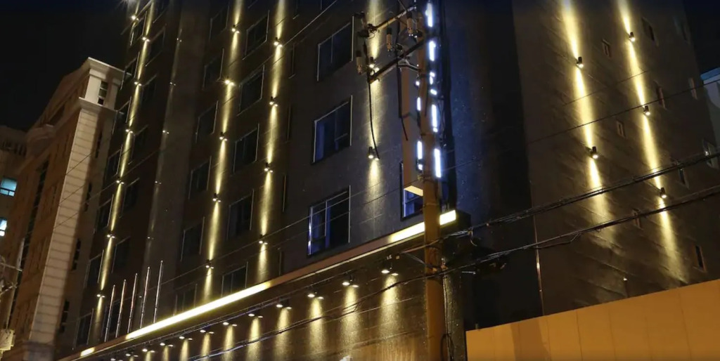 Legend Hotel