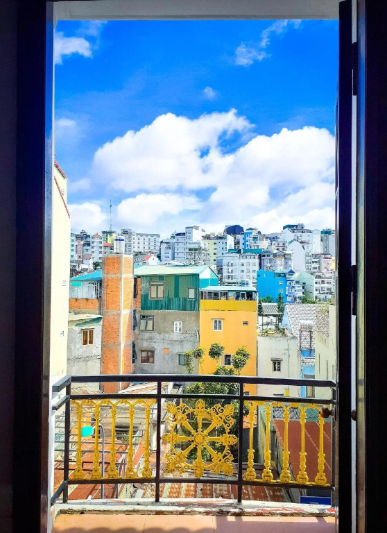 Rain Star Hotel