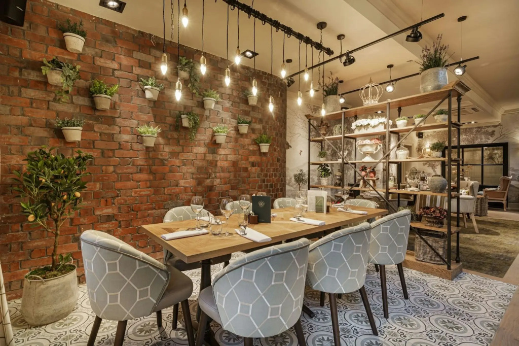 The Wynnstay Hotel, Oswestry, Shropshire - The Coaching Inn Group
