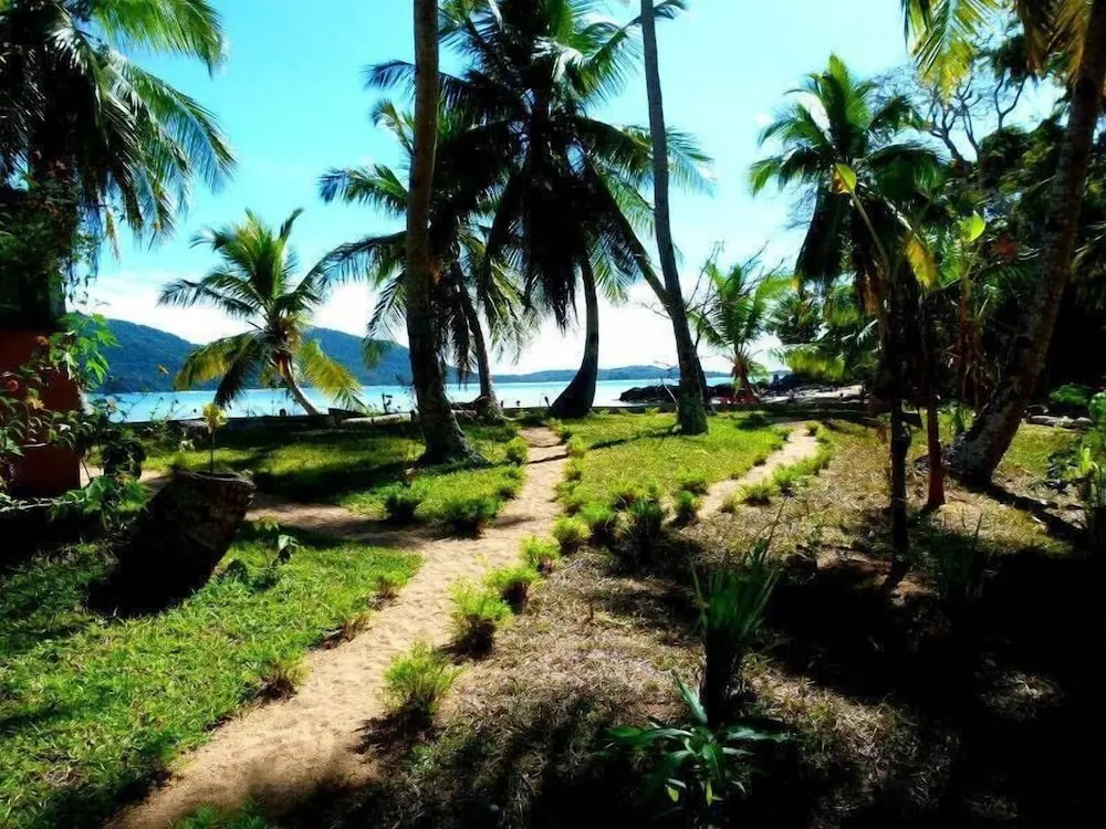 Floraly Komba Hotel - Nosy Komba