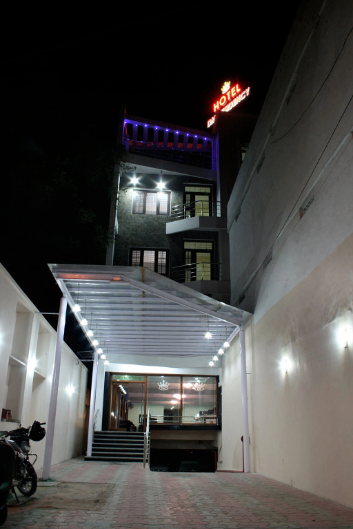 Hotel DM Residency