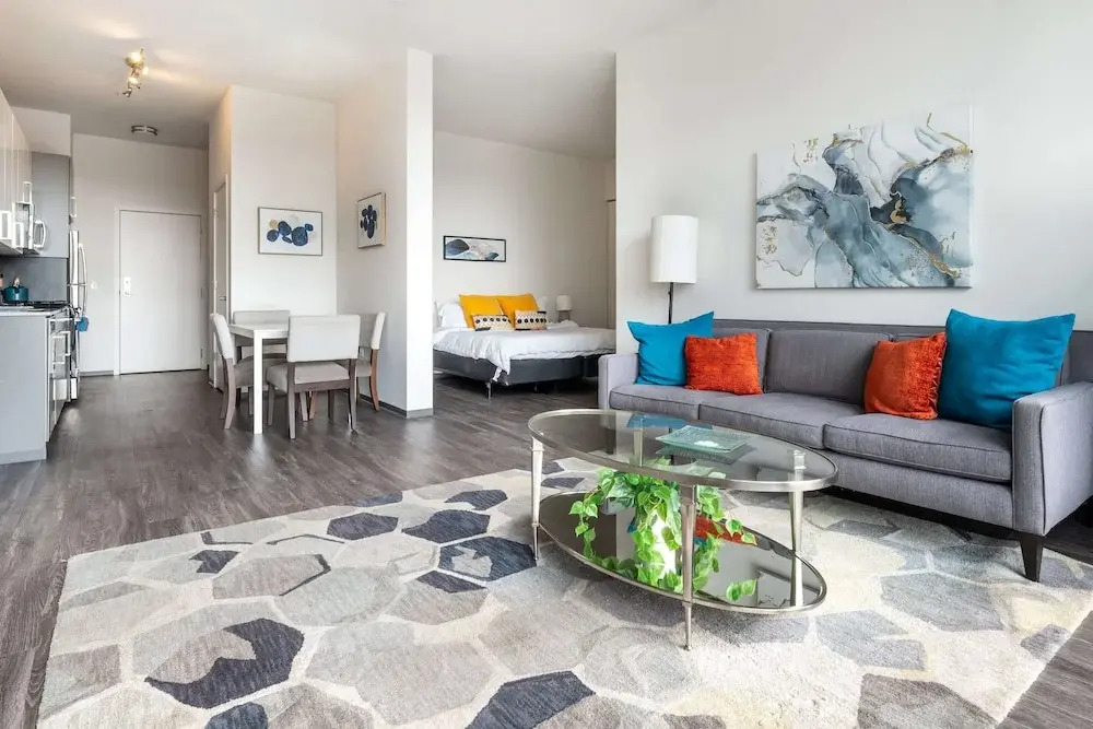 New & Modern  Lux City Escape