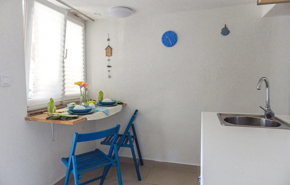 Stunning Apartment in Slano With Wifi