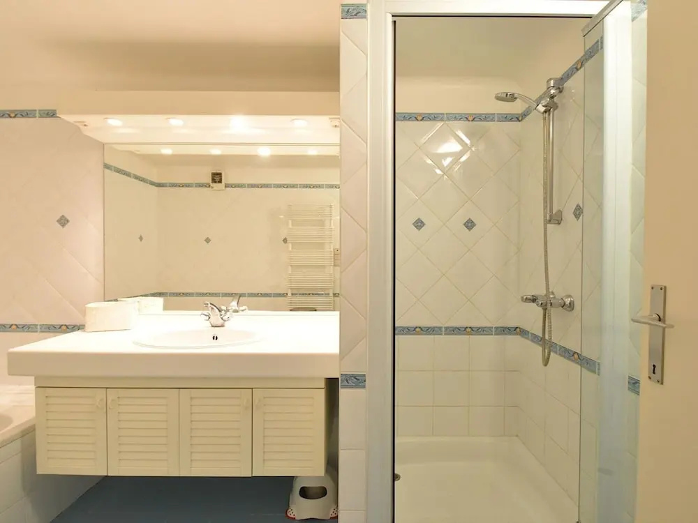 Gianina Apartment for Five Person in De Haan