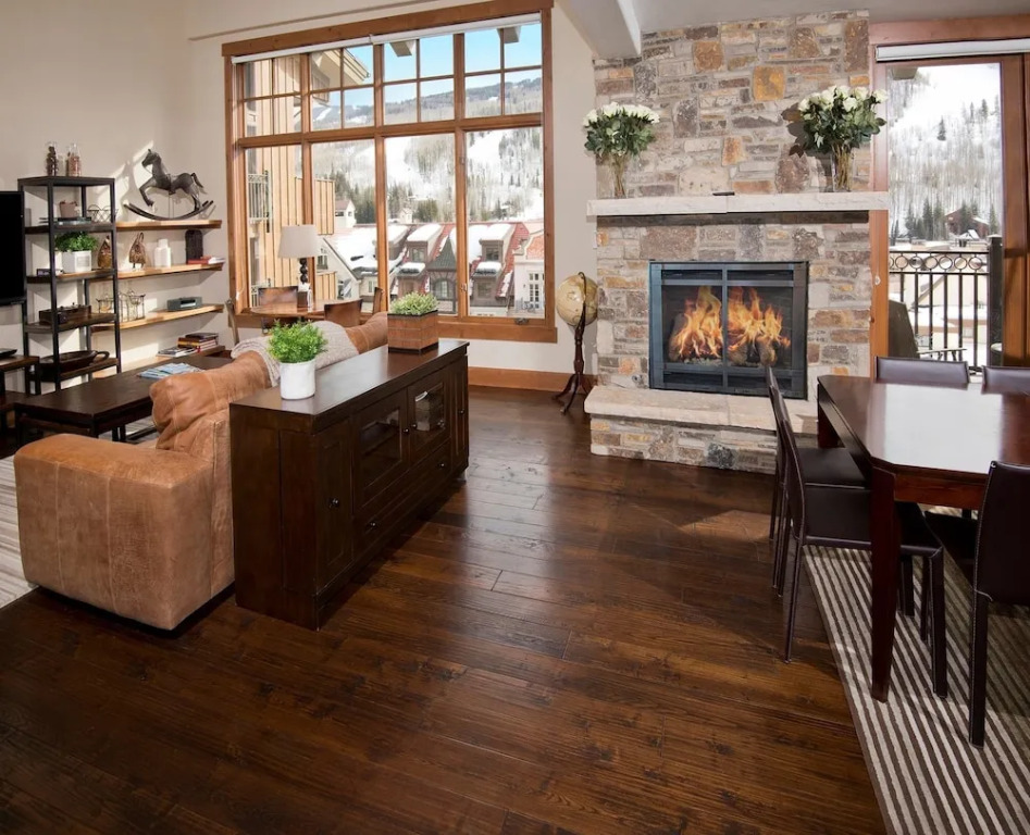 Landmark 4Br PentH 607