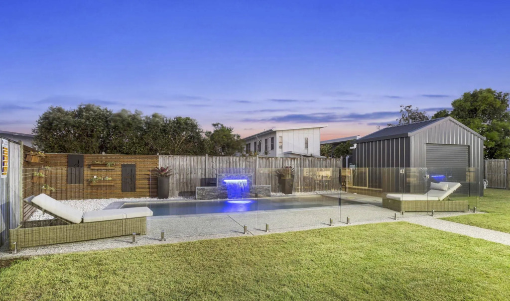 Ebony Rose - Tweed Coast Holidays