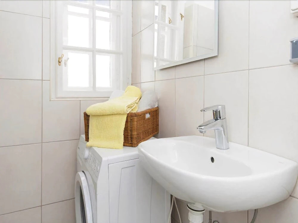 One Bedroom Apartment Republic Square