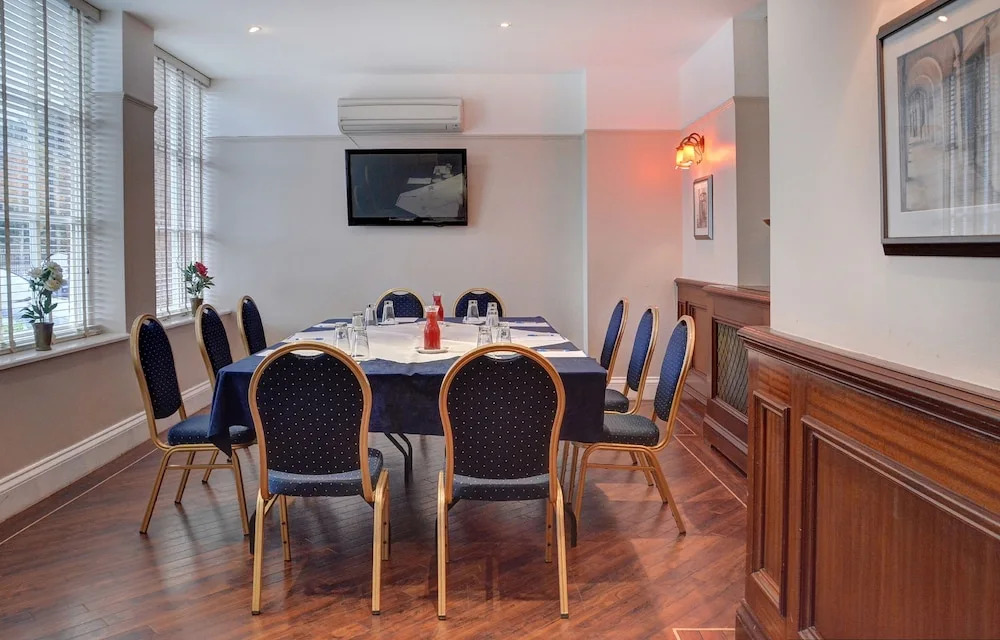 Lord Hill Hotel