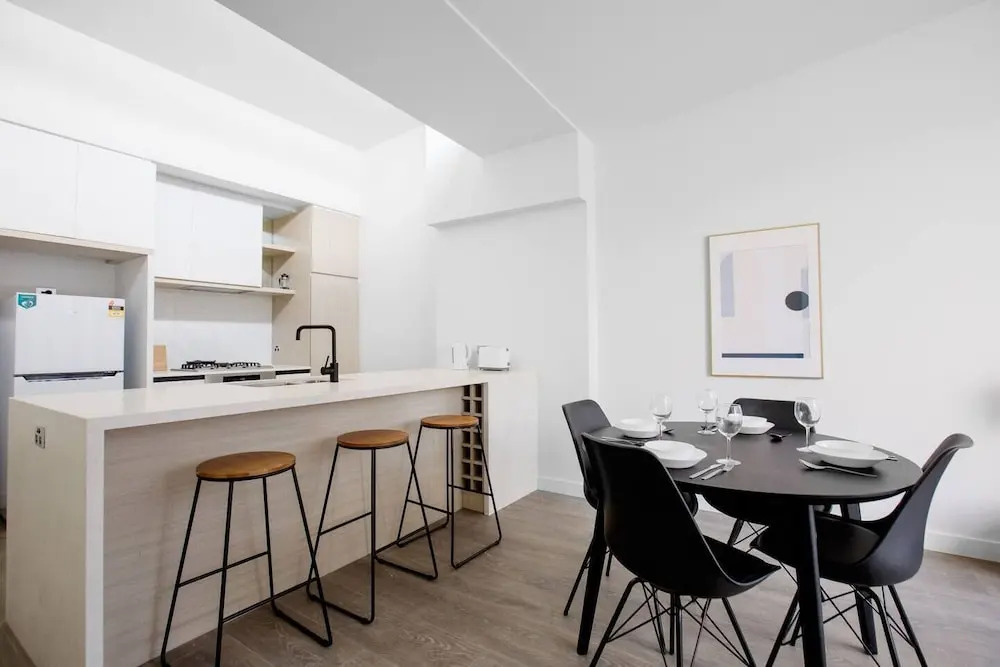 Trendy Livingstyle 2br@moonee Ponds Wifi+parking