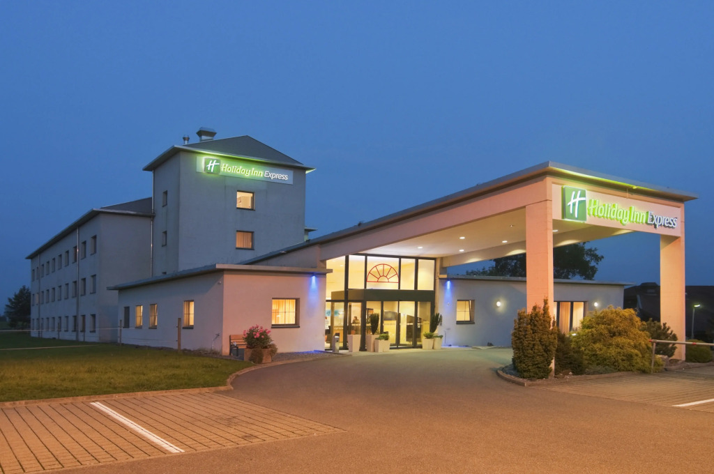 Holiday Inn Express Luzern-Neuenkirch by IHG