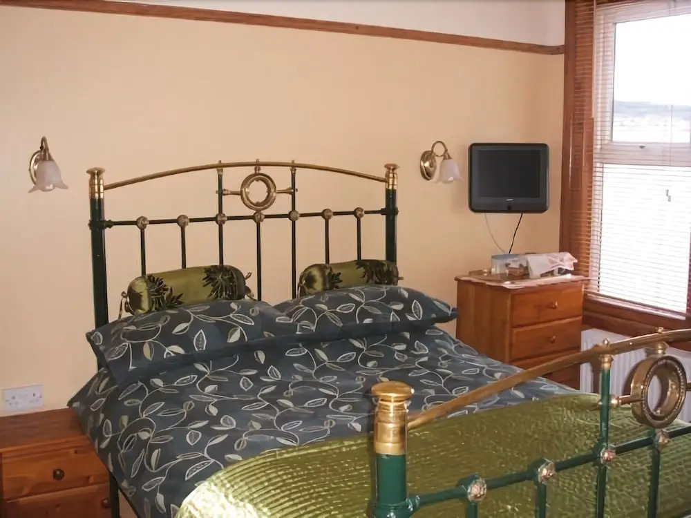 Pengilley Guest House